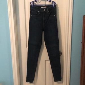 dark navy Levi jeans